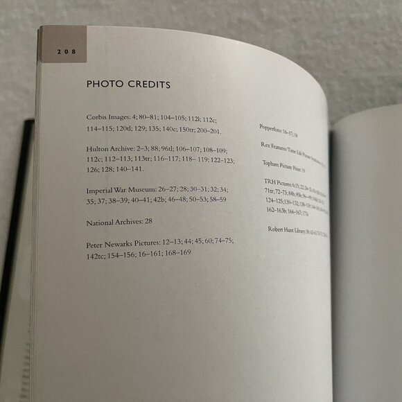 Pearl Harbor Hardcover Book H. P. Willmott December 7 1941 Photos Illustrations - Picture 12 of 13